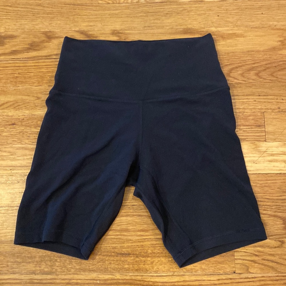 Lululemon Align High Rise 6” Shorts